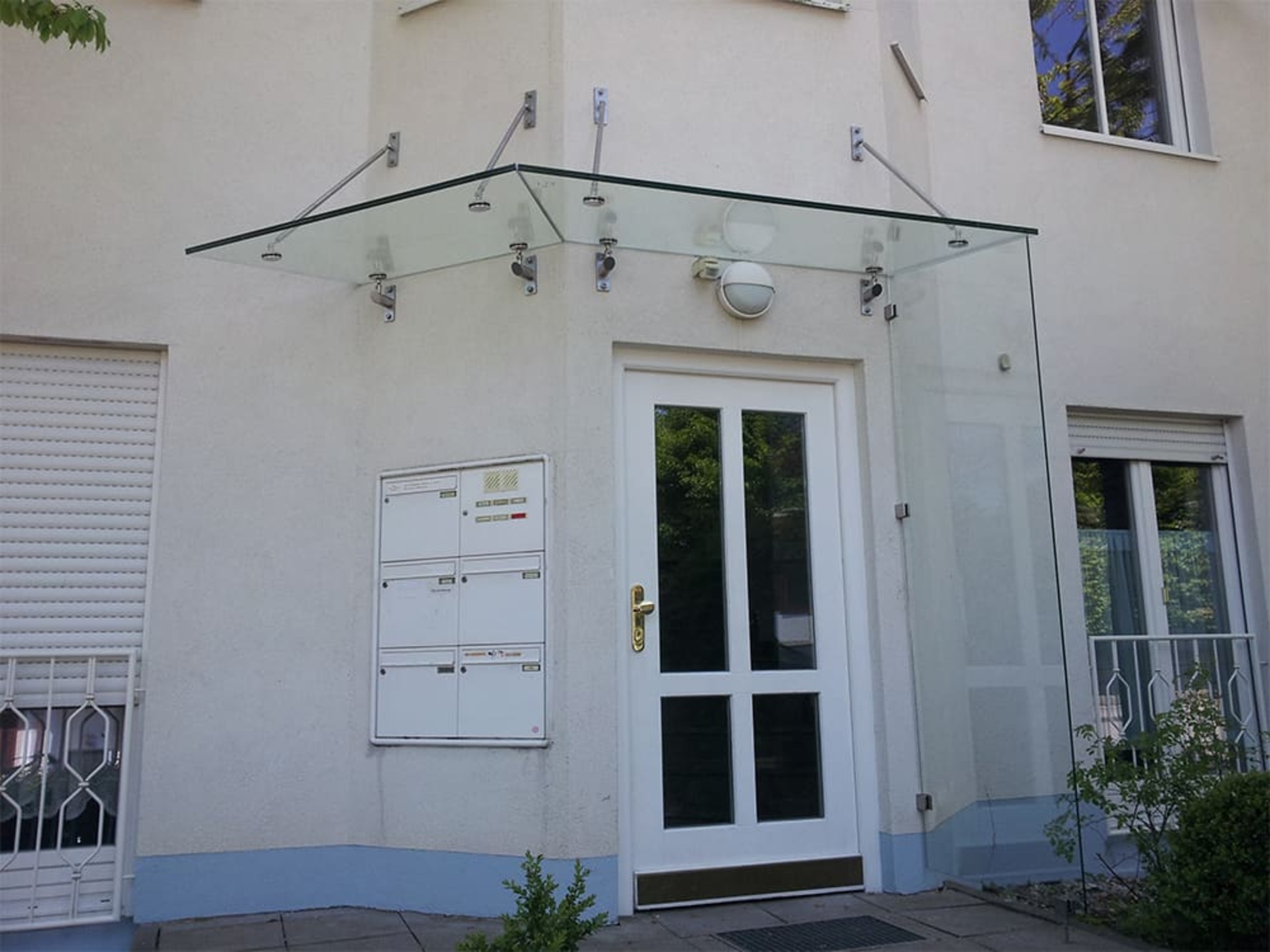 Glas im Außenbereich bei City Glas TK GmbH in Weilheim i. OB
